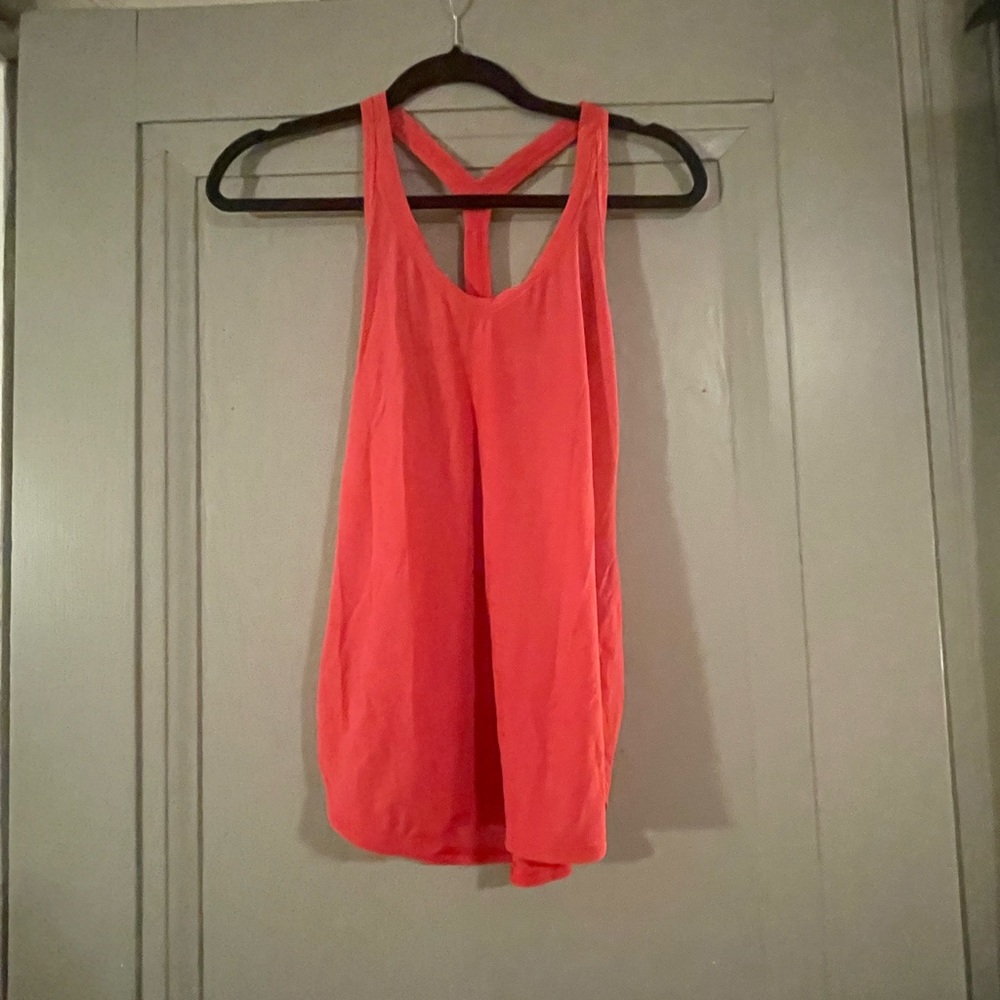 Lulu lemon pink tank